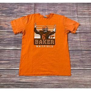 Baker Mayfield T-shirt size Large